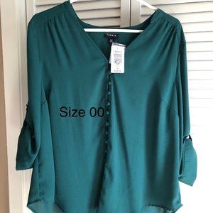 TORRID TOPS SIZE 00